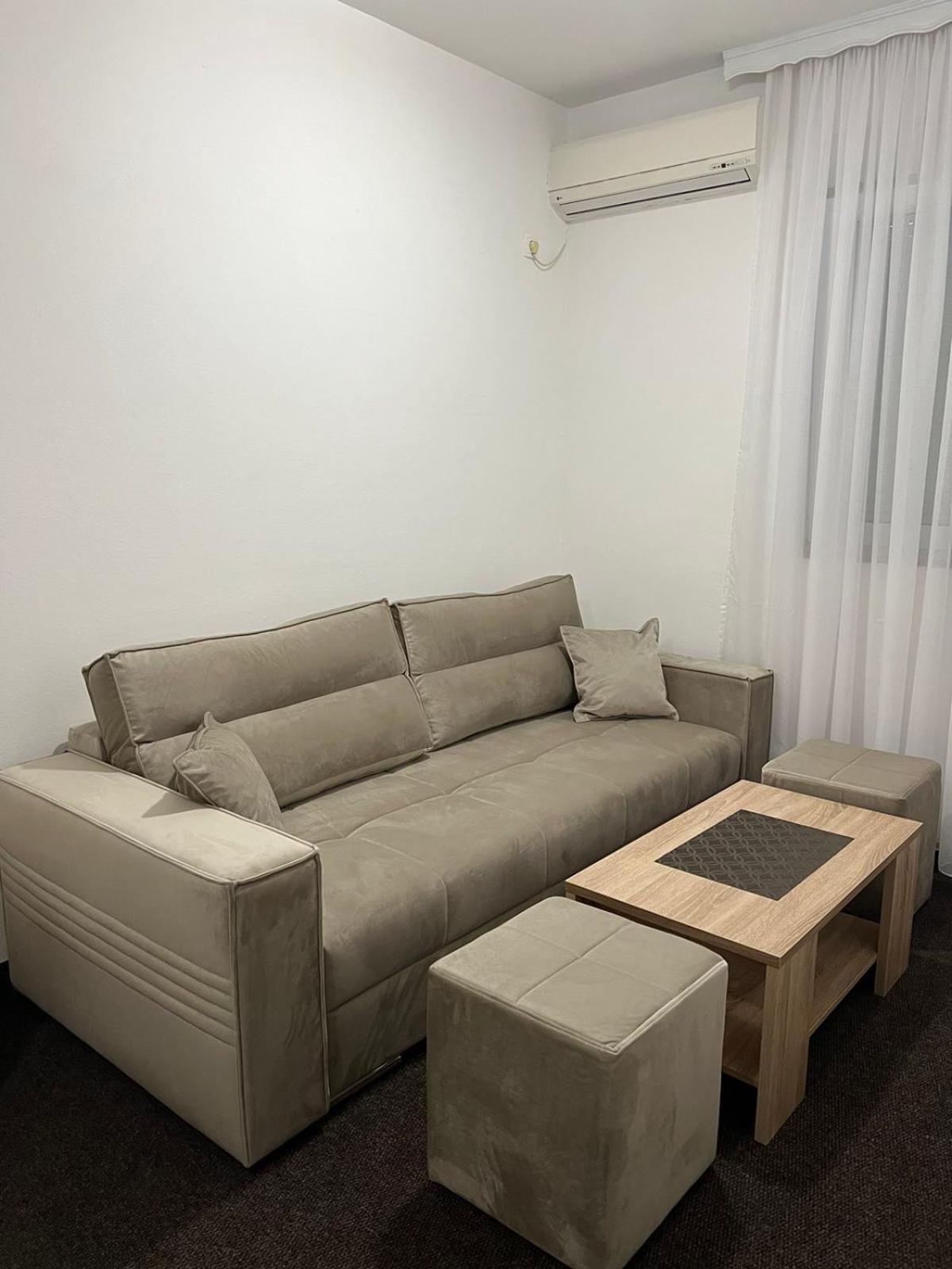 Motel Aura Мостар Екстериор снимка